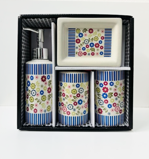 3215 Set de baño blanco con diseño floral 4 piezas