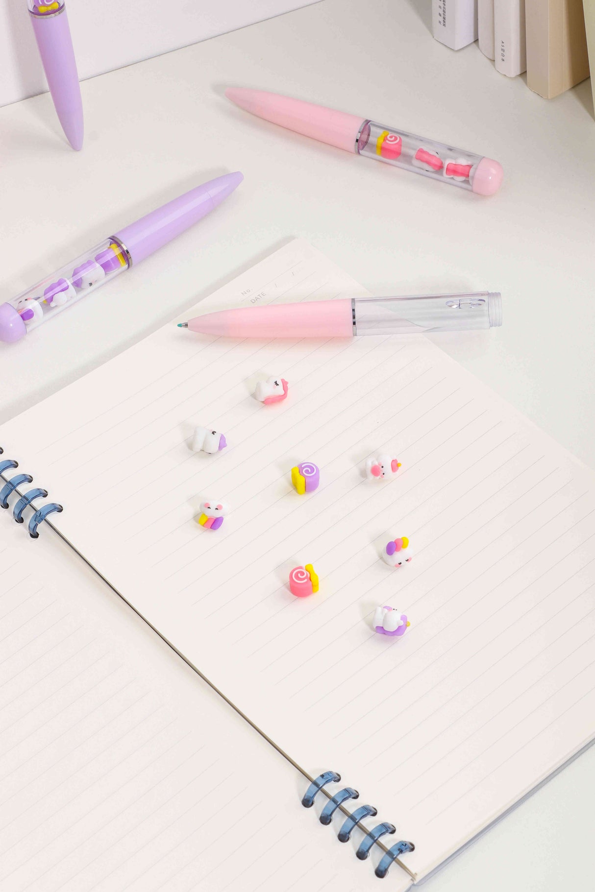 kk-8128 Lapicero con unicornios internos decorativos Kuki