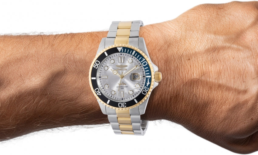 Reloj Invicta Pro Diver de caballero pulsera de metal 43 mm