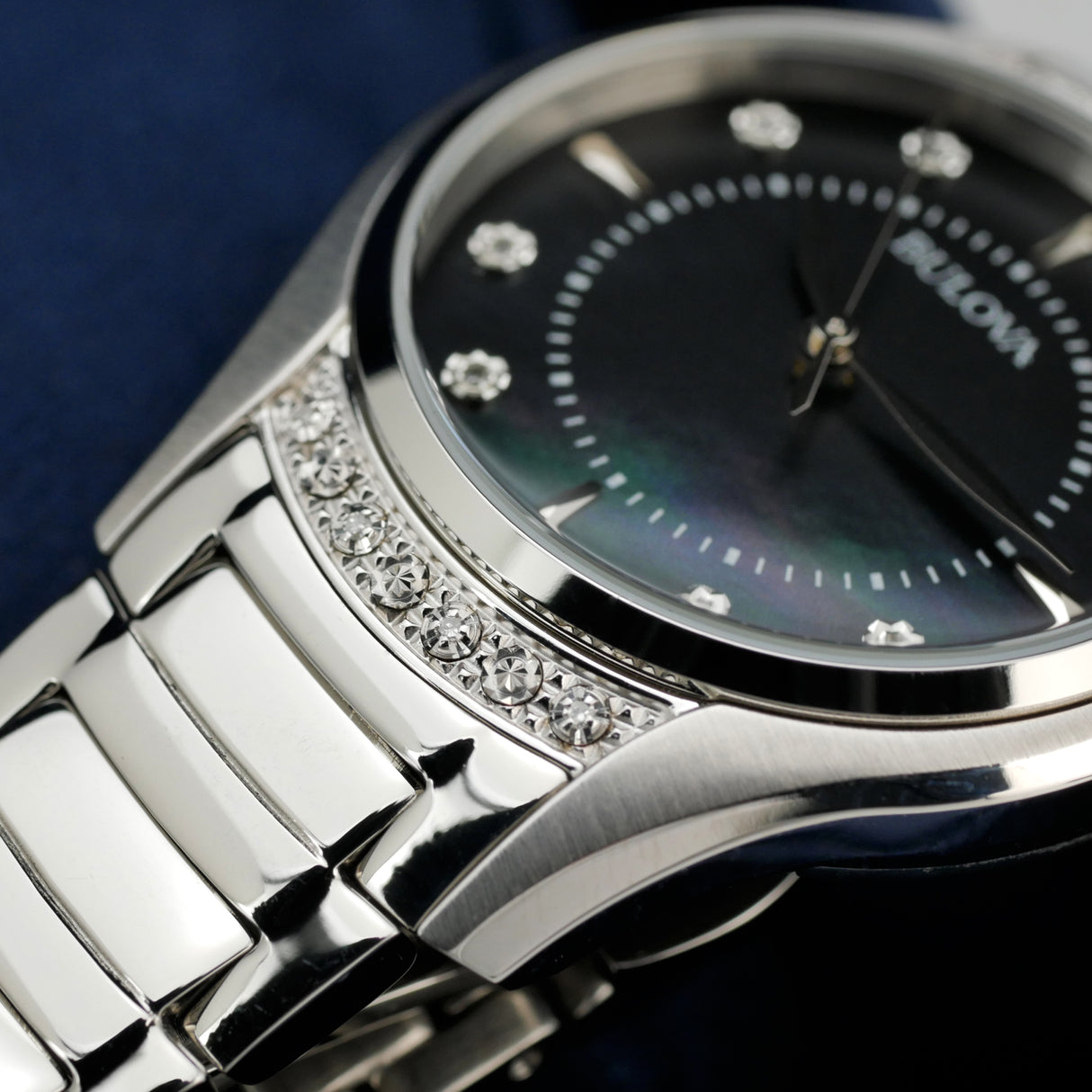 96R242 Reloj Bulova Diamond Classic de mujer correa de acero inoxidable 31 mm