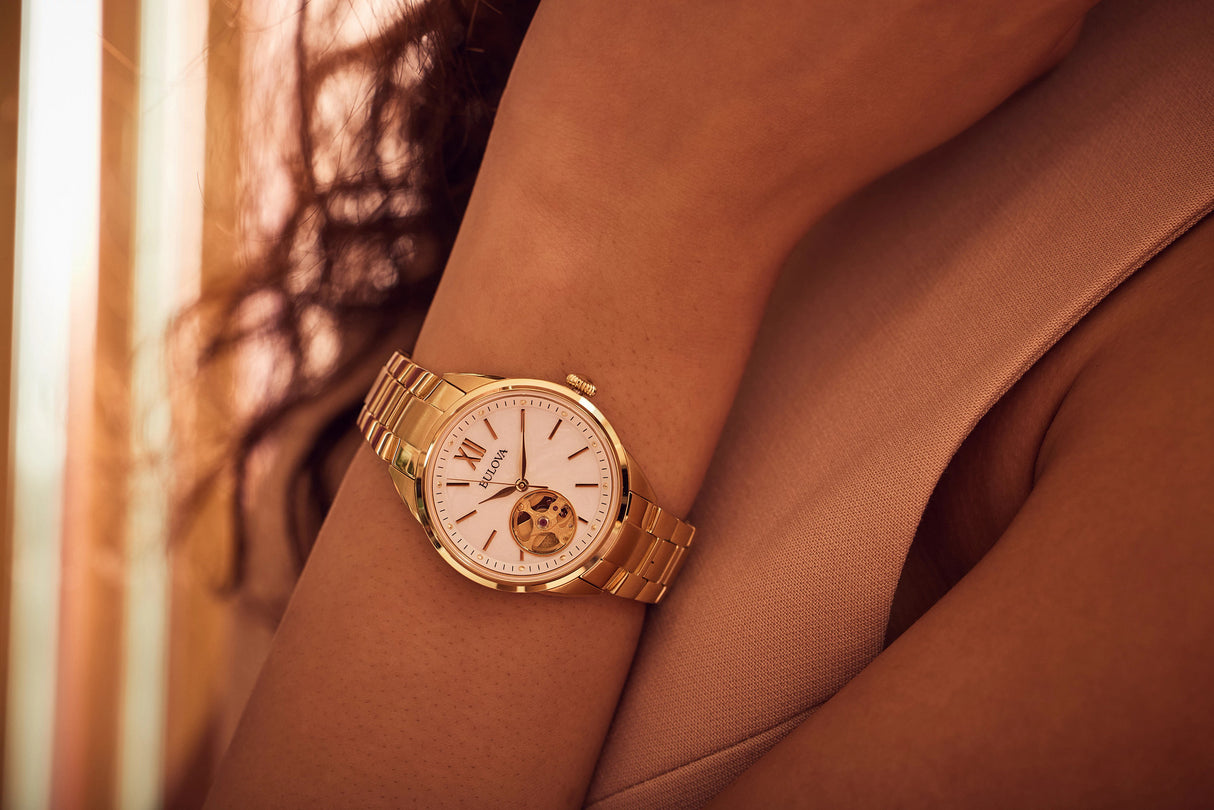 97L172 Reloj Bulova Sutton de dama automático correa de metal