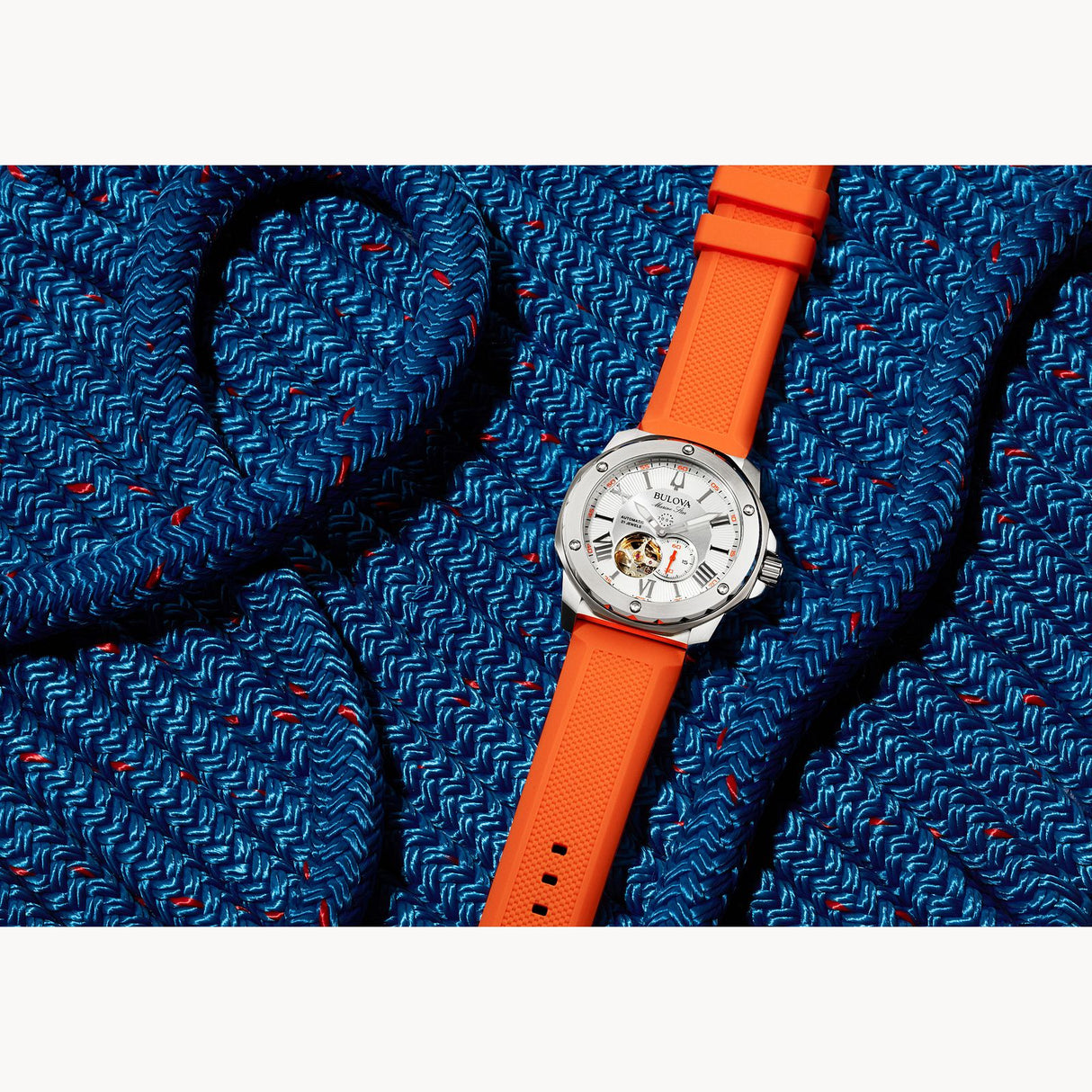 98A226 Bulova Marine Star reloj de hombre banda de caucho 44mm