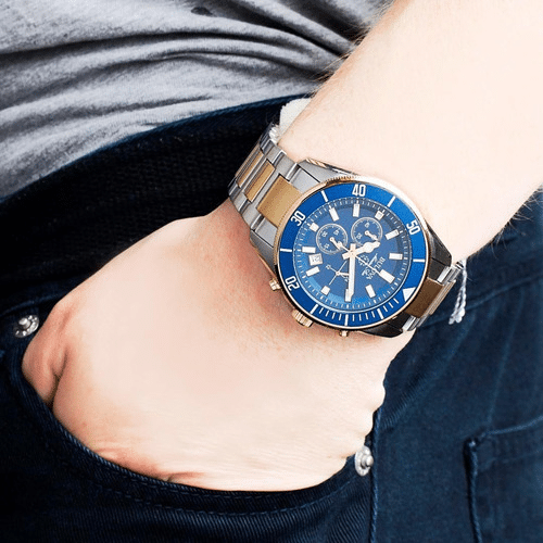 98B230 Reloj Bulova de caballero pulsera de metal