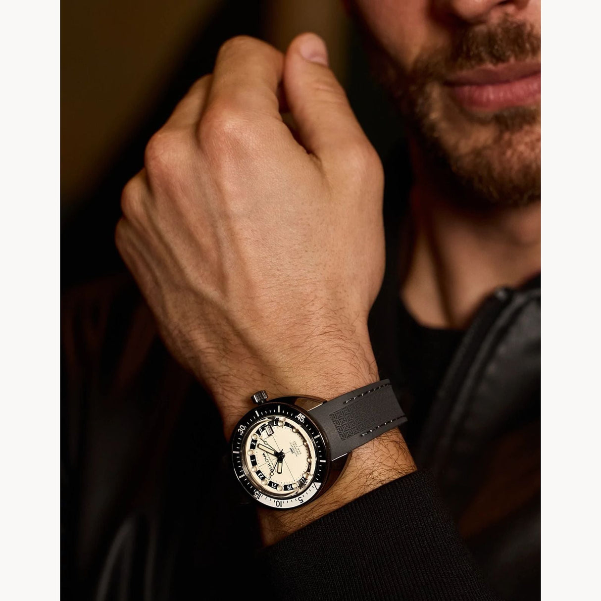 98B407 Reloj Bulova Oceanographer de hombre banda de resina