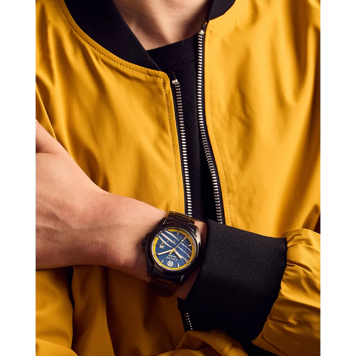 AW1435-66W Reloj Citizen Wolverine Edition Marvel de caballero correa de acero