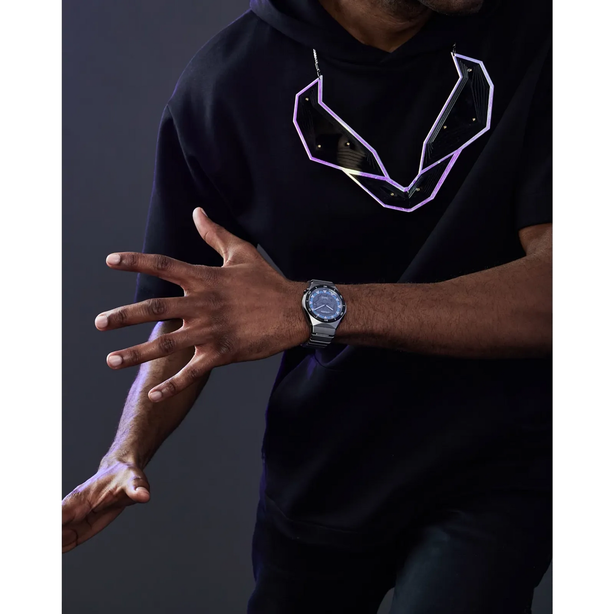 AW1668-50W Reloj Citizen Black Panter Marvel Edition de hombre pulsera de metal