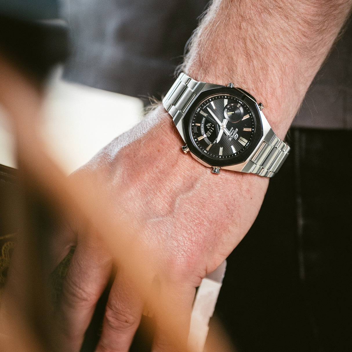 ECB-S10 Reloj Edifice de hombre correa de metal