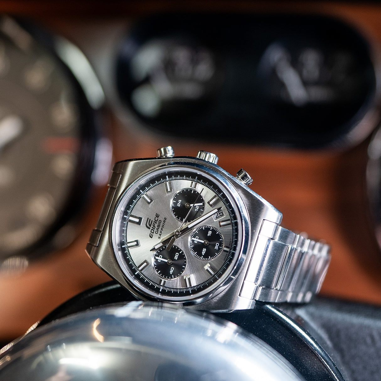 EFB-730 Reloj Edifice Sapphire de hombre correa de metal 47 mm