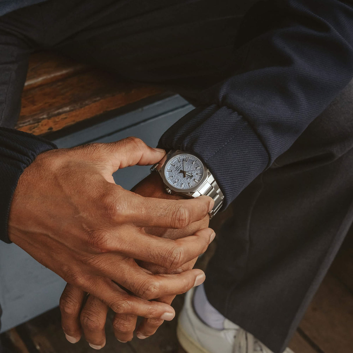 EFR-S108 Reloj Edifice de hombre pulsera de metal