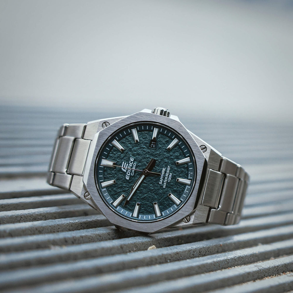 EFR-S108 Reloj Edifice de hombre pulsera de metal