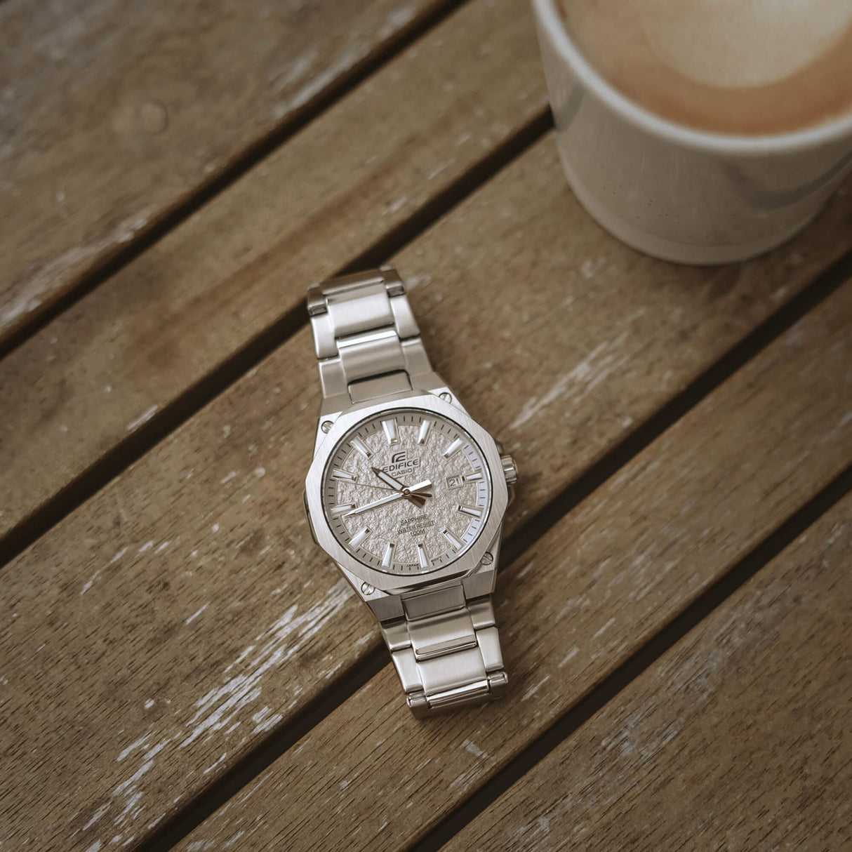 EFR-S108 Reloj Edifice de hombre pulsera de metal