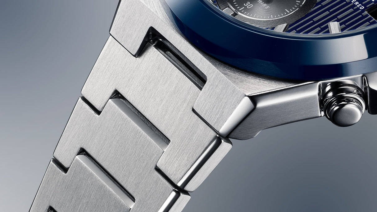 EFS-S650D Reloj Edifice de caballero banda de metal energía solar