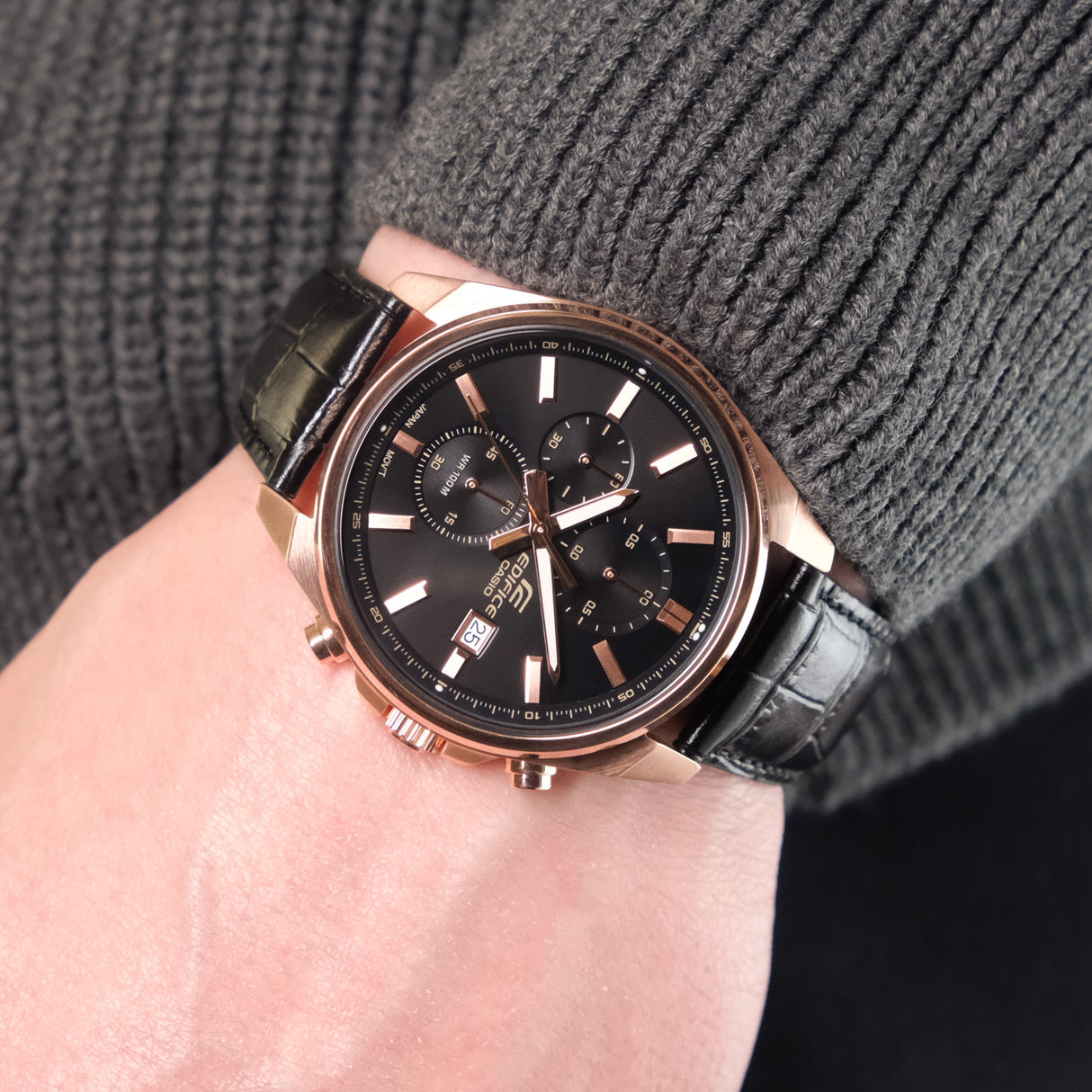 EFV-610 Reloj Edifice de hombre pulsera de cuero 49 mm