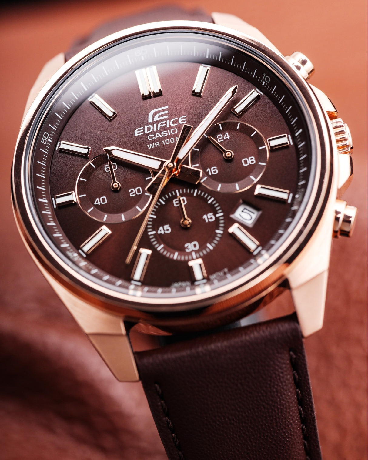 EFV-650CL Reloj Edifice de hombre correa de piel análogo