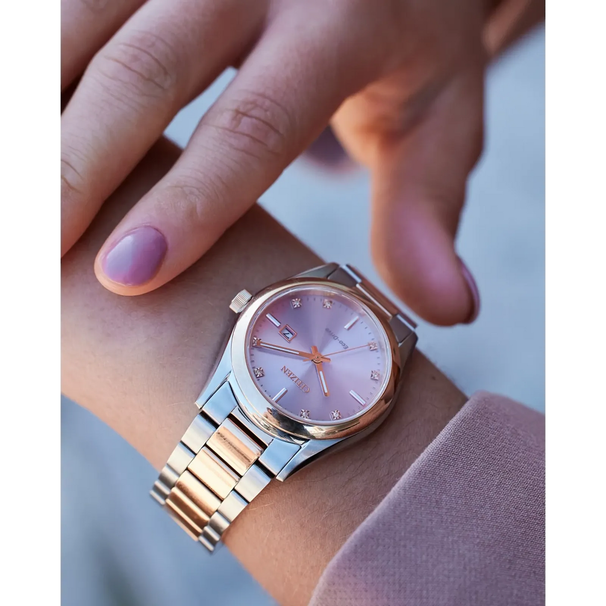 EW2706-58X Reloj Citizen Sport Luxury de mujer correa de acero inoxidable