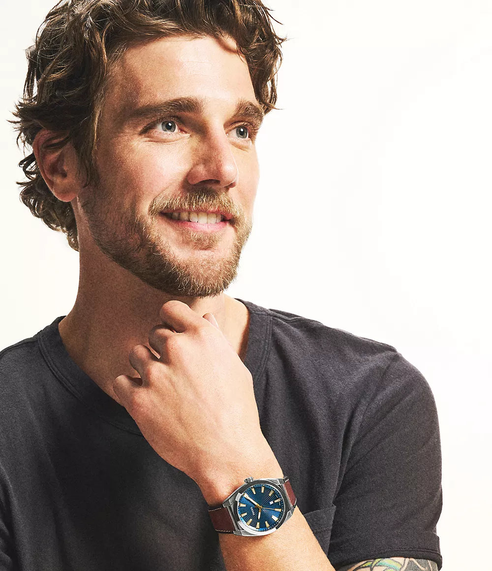 Reloj Fossil Everett de hombre banda de piel 44 mm