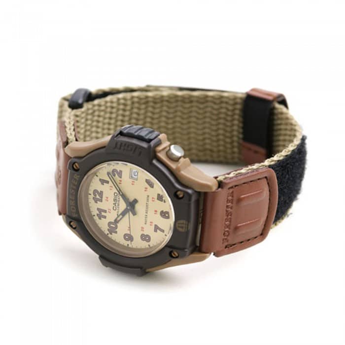 FT-500 Reloj Casio para Hombre Pulsera de Tela Análogo Forester Illuminator