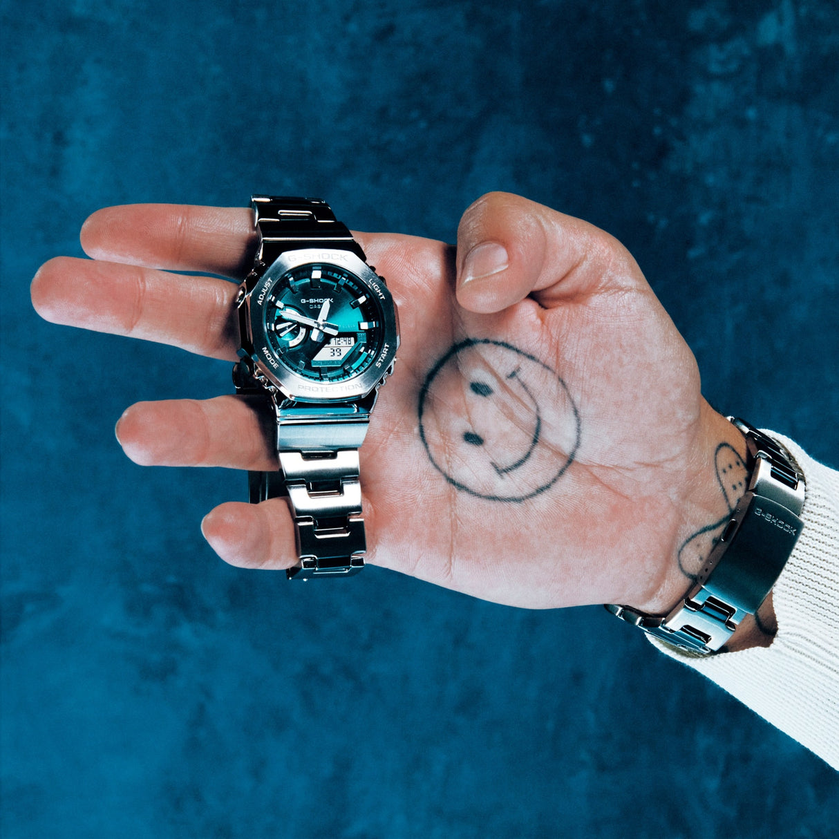 GM-2110D Reloj G-Shock para caballero pulsera de metal