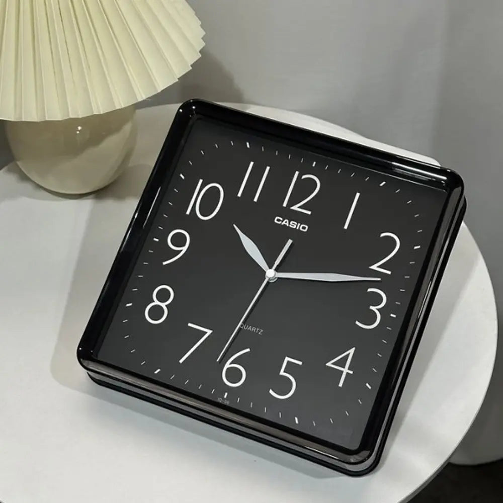 IQ-06 Reloj de Pared Casio