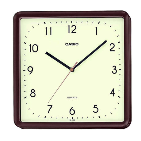 IQ-152-5 casio pared