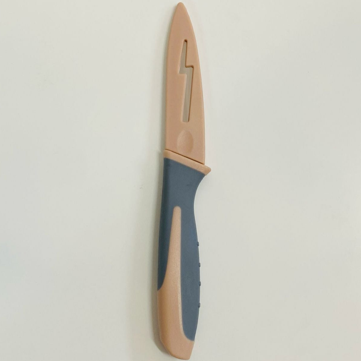 K018 Cuchillo con mango de resina pequeño