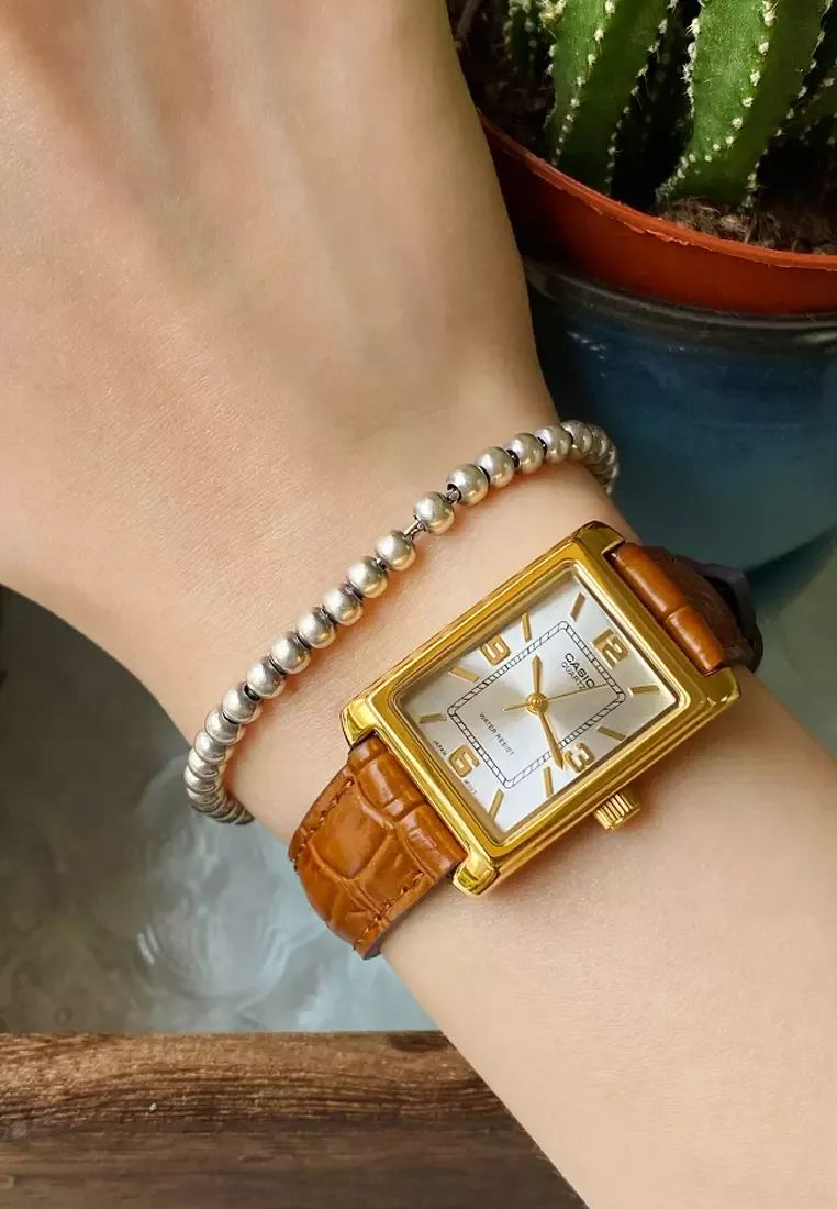 LTP-1234GLL Casio de dama pulsera de cuero