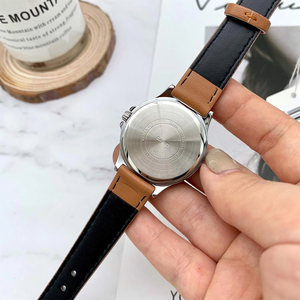 LTP-V300 Reloj Casio para Dama Pulsera de Cuero Análogo