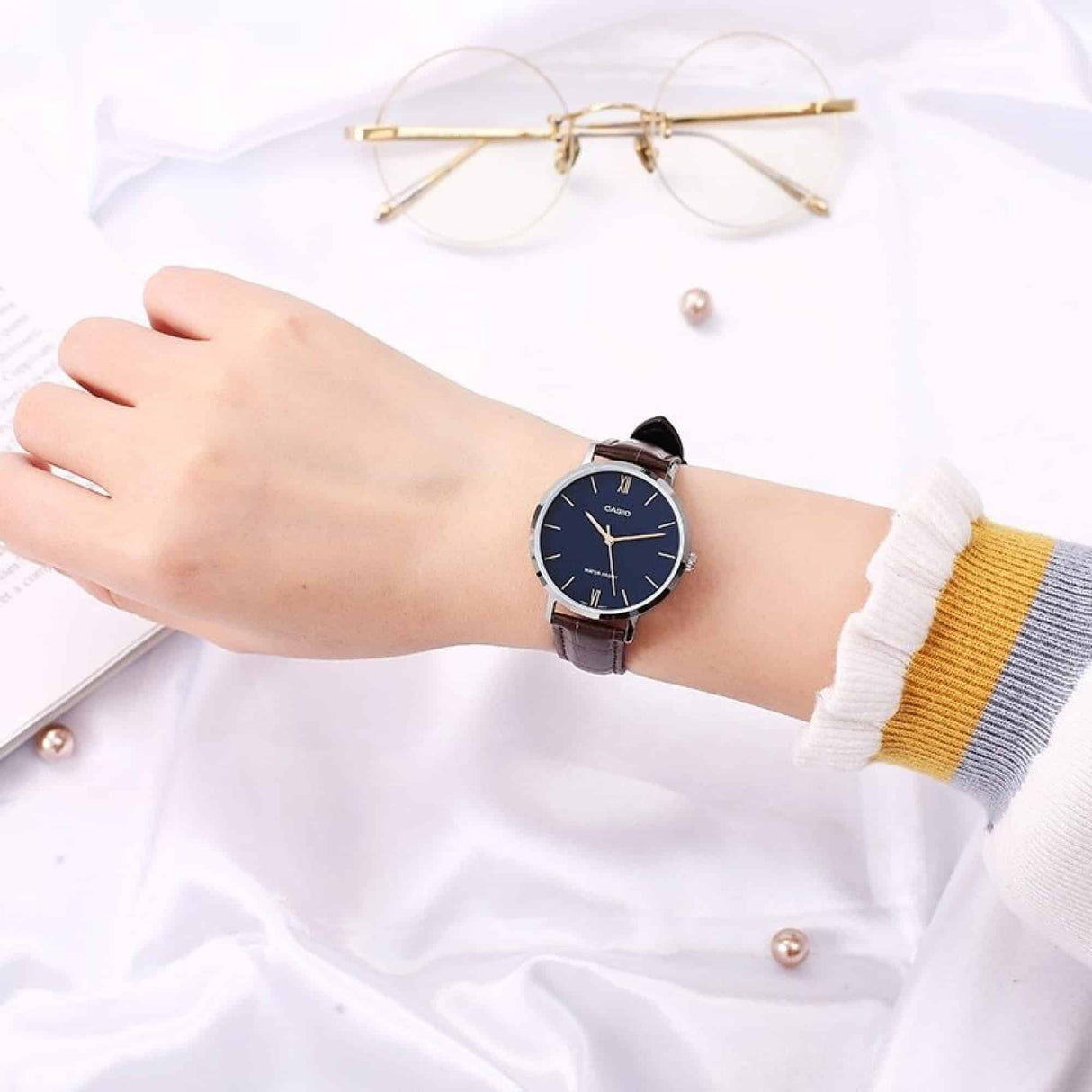 LTP-VT01 Reloj Casio para Mujer Pulsera de Cuero Análogo