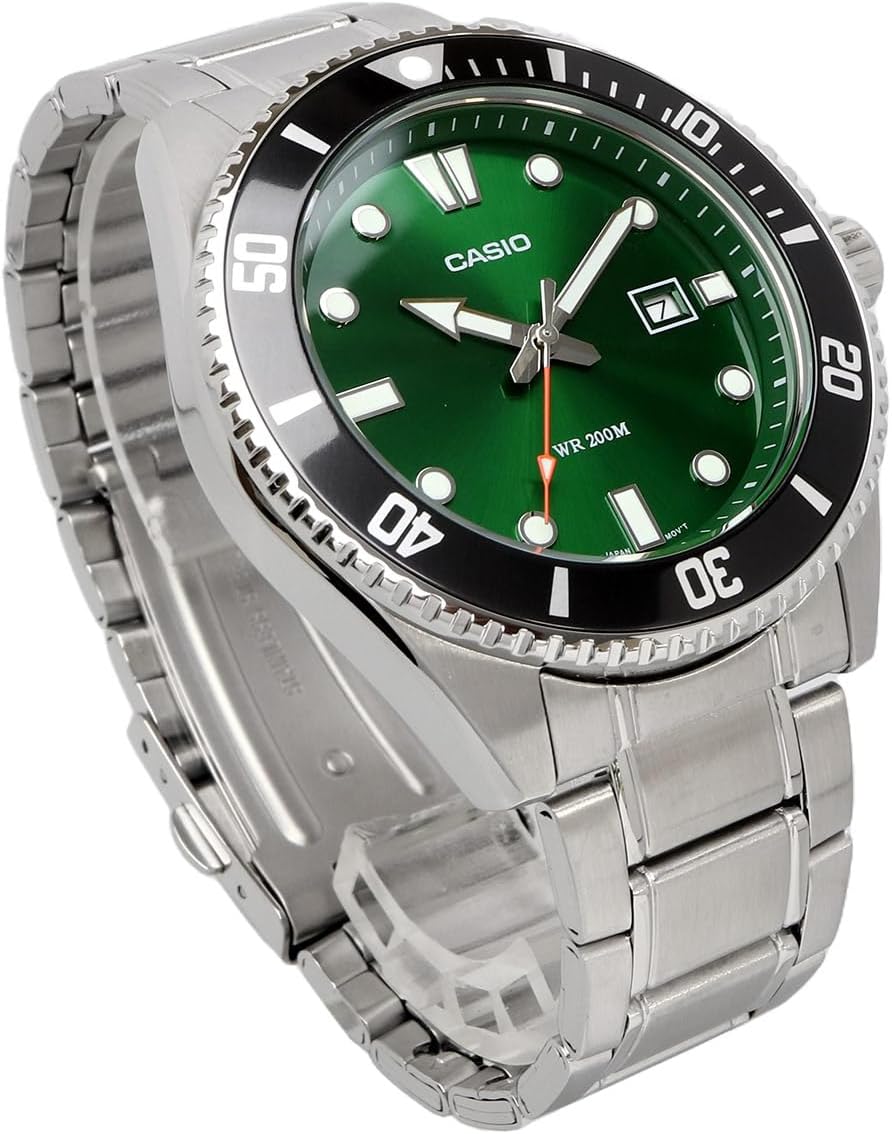 MDV-107 Casio Reloj para Hombre Pulsera de Metal Análogo