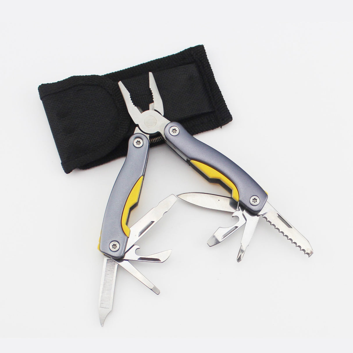 Navaja Multiuso Marca Traveler con Agarrador de Aluminio 12 en 1 Modelo MT608