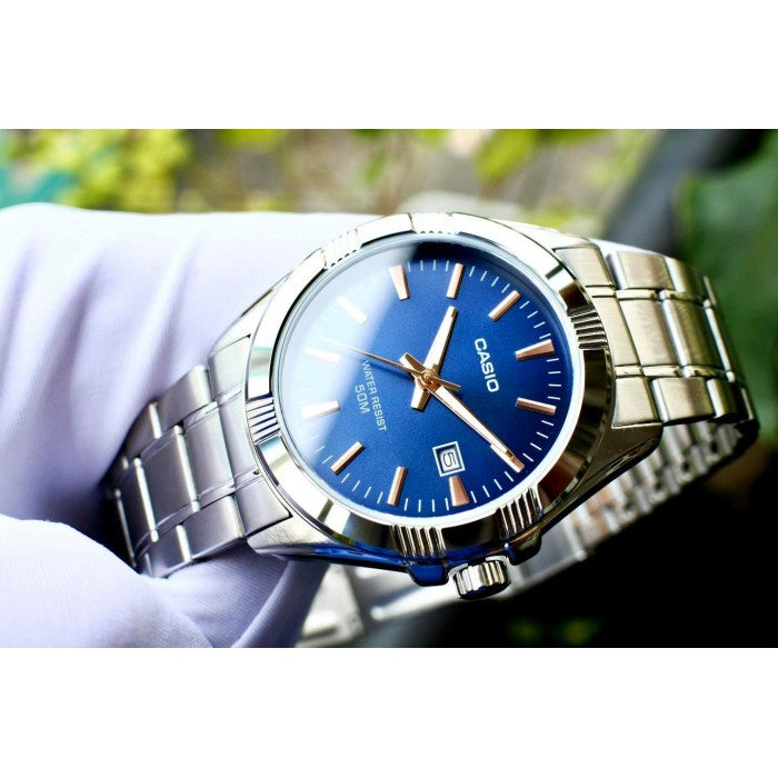 MTP-1308 Reloj Casio para Hombre Pulsera de Metal Análogo