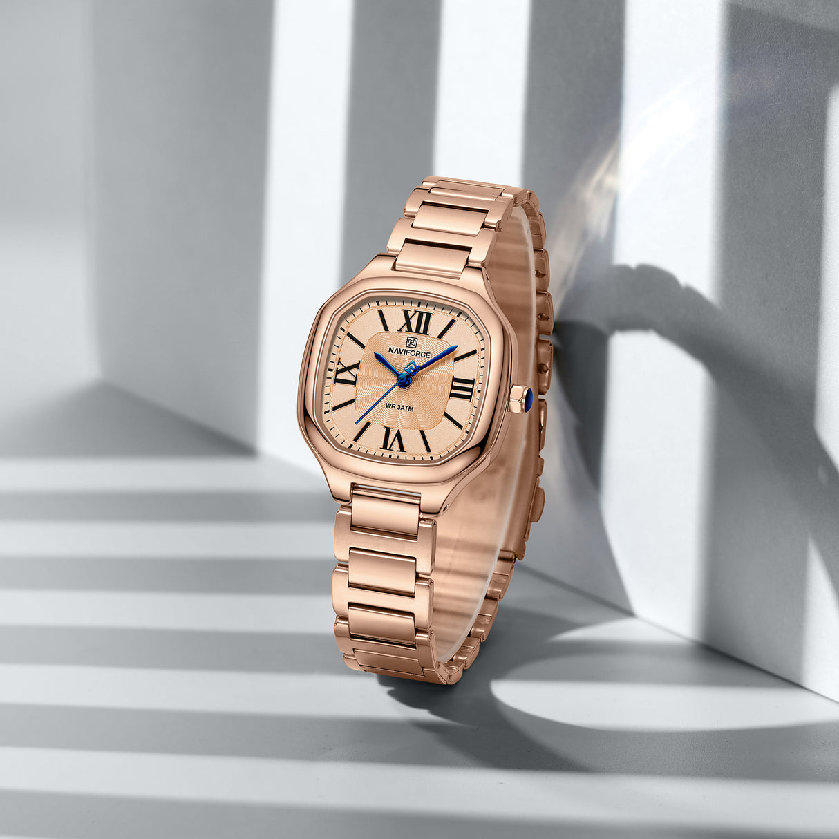 NF5042 Reloj Naviforce para mujer pulsera de metal