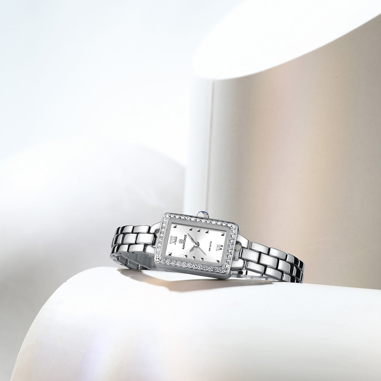 NF5043 Reloj Naviforce para dama pulsera de metal