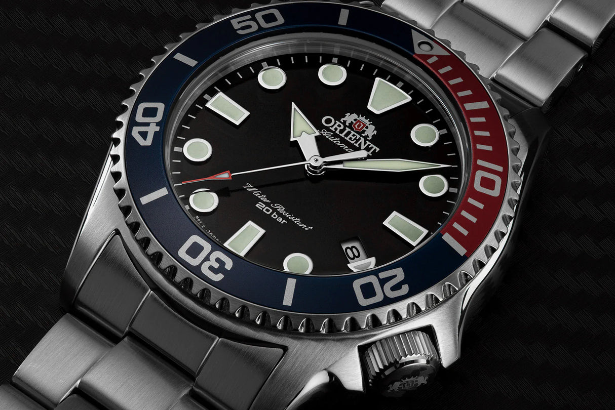 RA-AC0K03L Reloj Orient Triton de caballero pulsera de metal