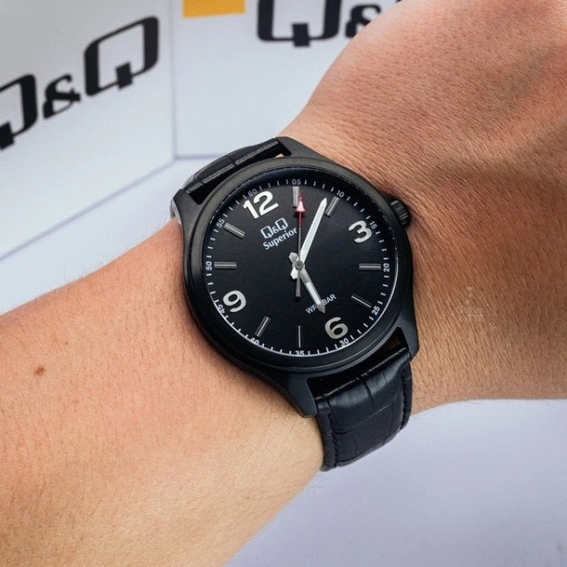 S00A-00 Reloj QQ Análogo para Hombre Pulsera de Piel