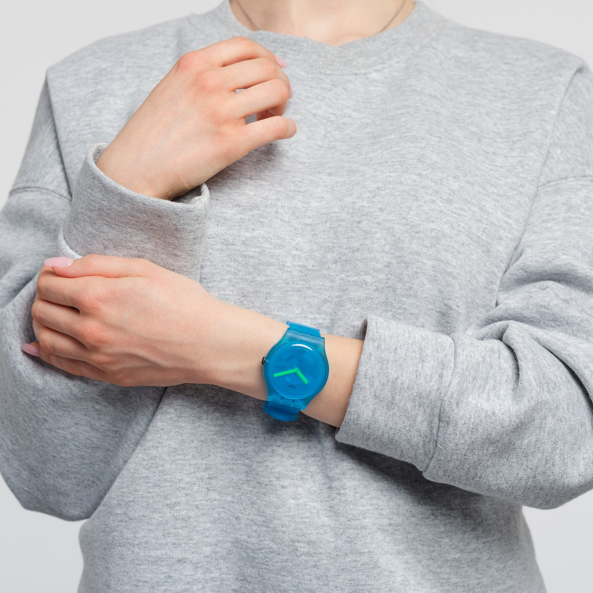 SUOS112 Reloj Swatch de dama correa de resina