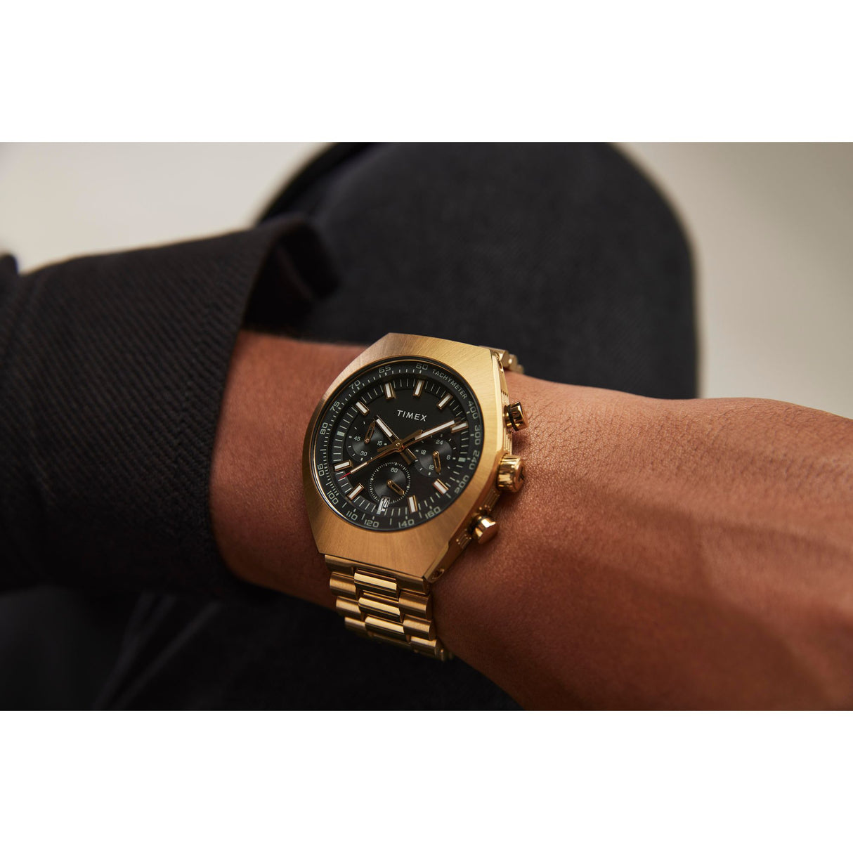 TW2W22100 Reloj Timex Legacy Tonneau de hombre pulsera de metal 42 mm