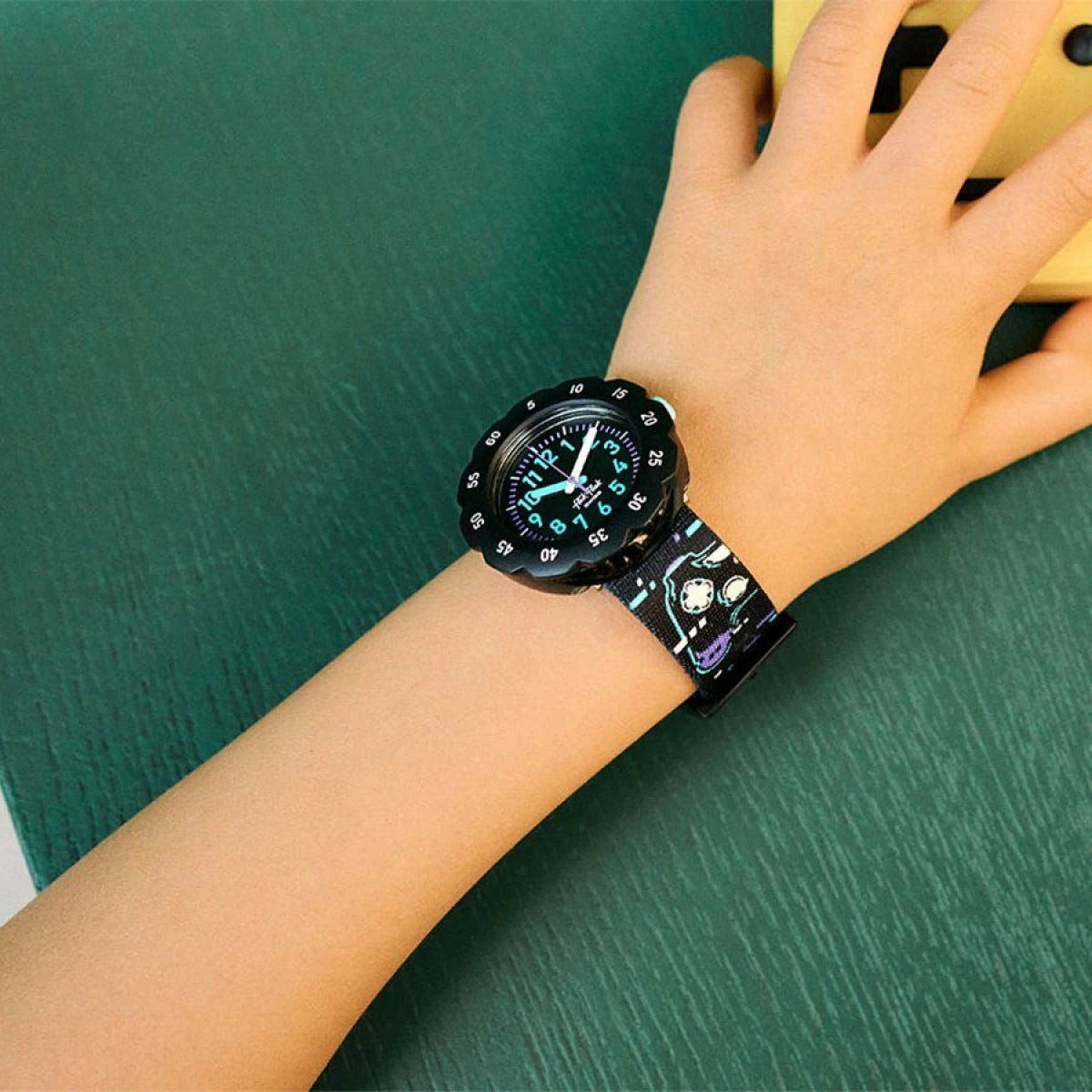 ZFPSP067 Reloj Swatch Flik Flak infantil pulsera de tela