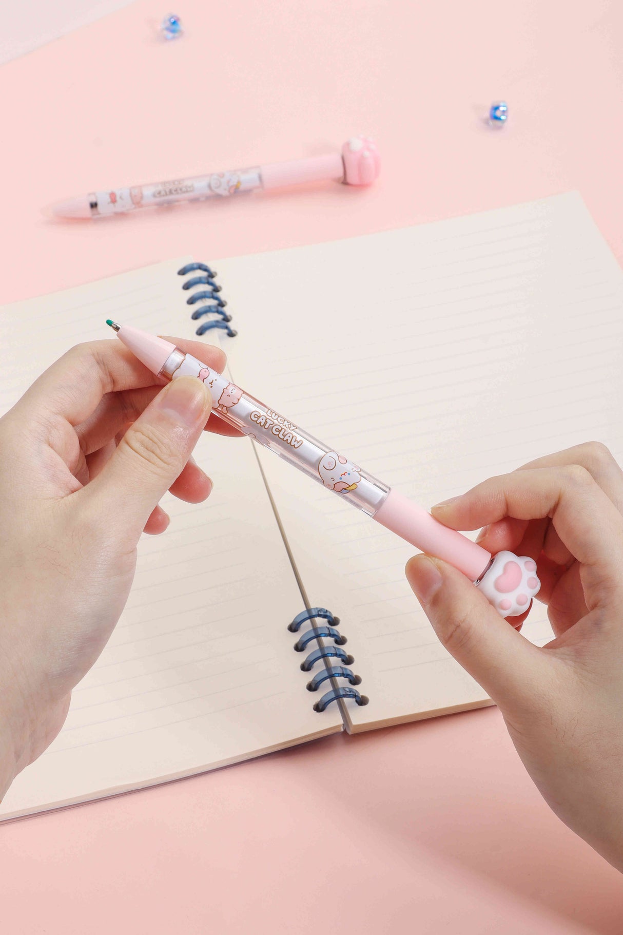 Lapicero Kuki de gel con huellitas kk-8132