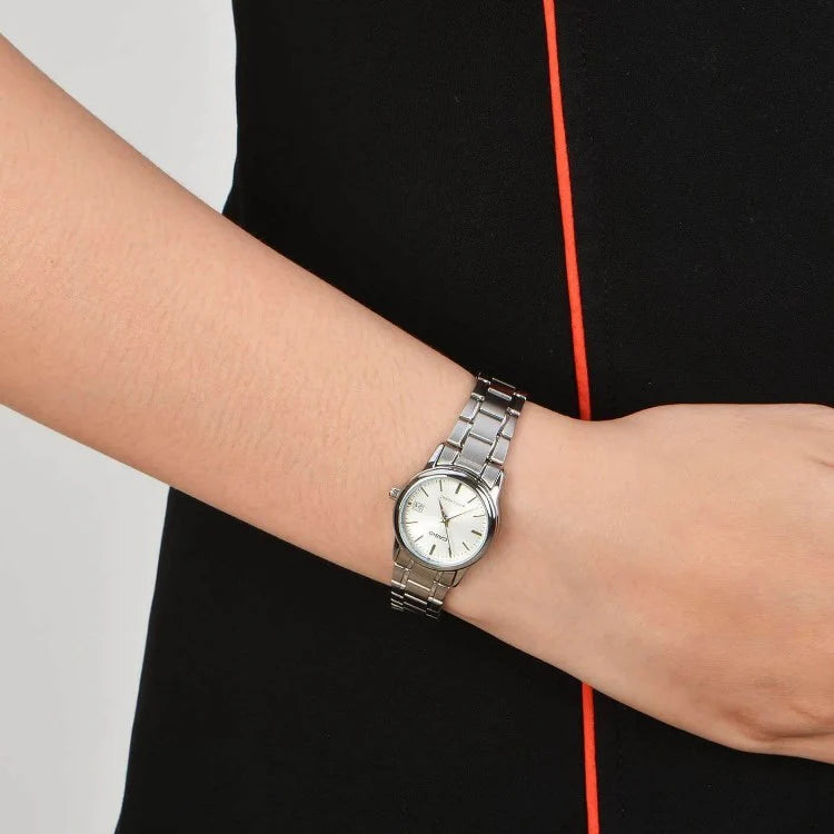 LTP-V002 Reloj Casio para Mujer Pulsera de Metal Análogo