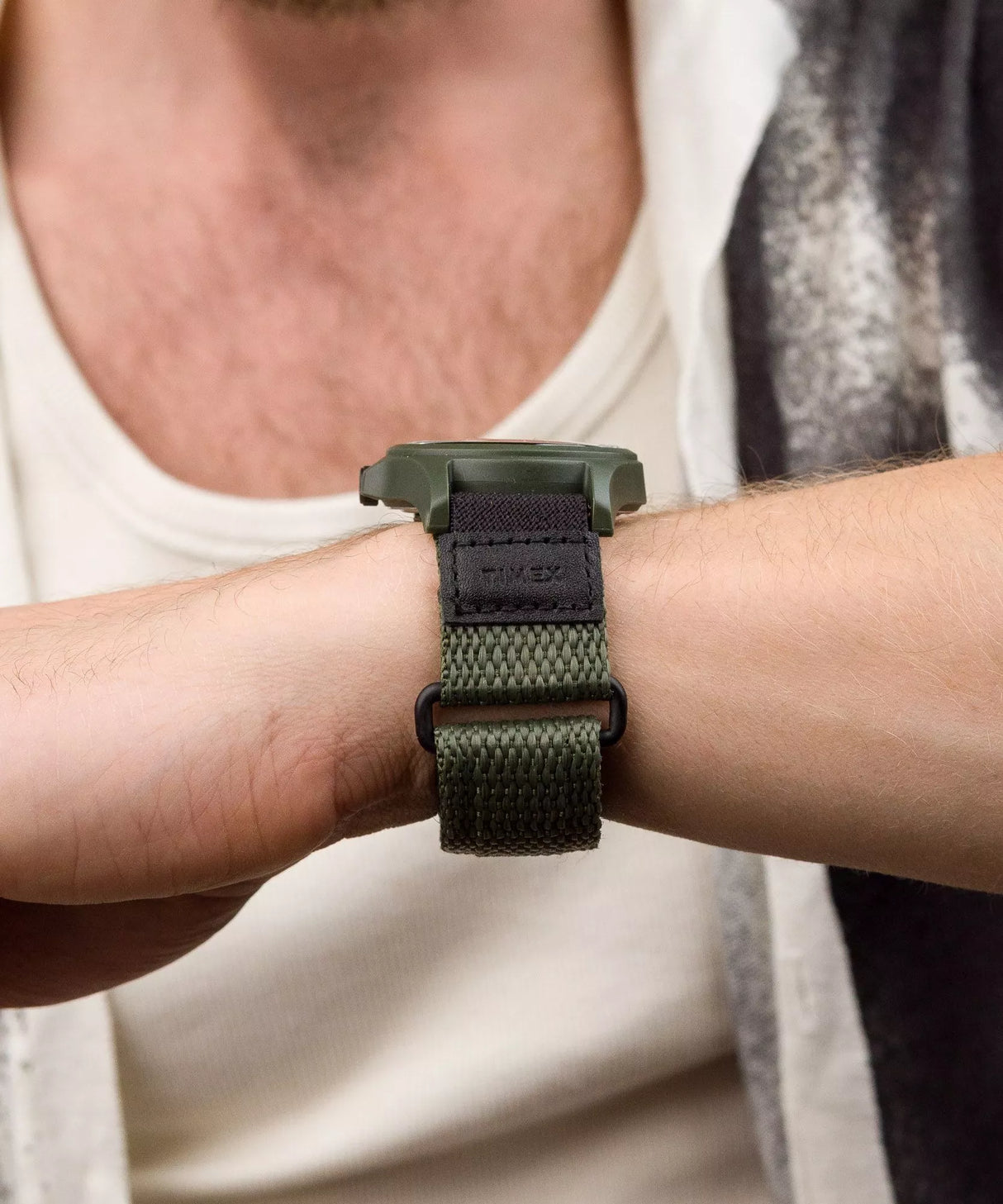 TW4B29300 Reloj Timex Expedition Acadia Análogo para Caballero con Pulsera de Tela