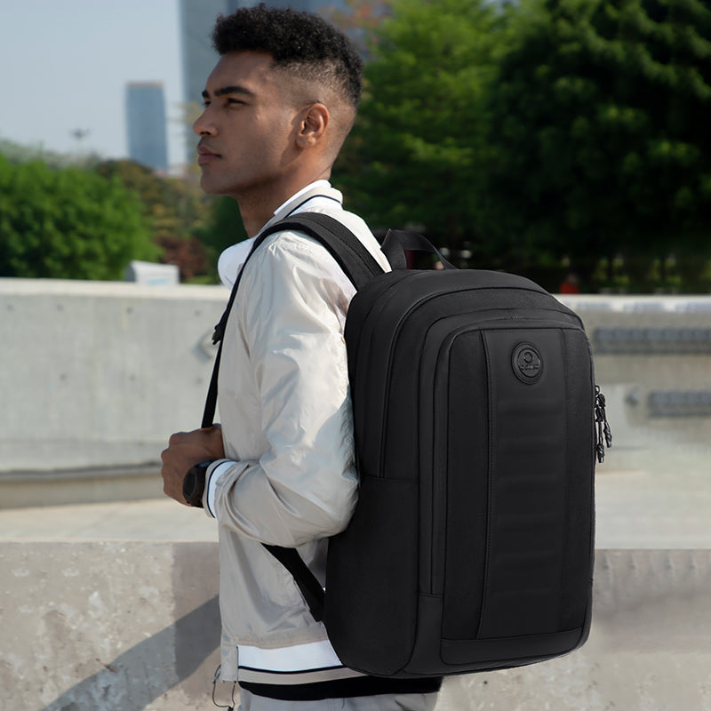 Mochila Ozuko para Hombre Modelo 9695