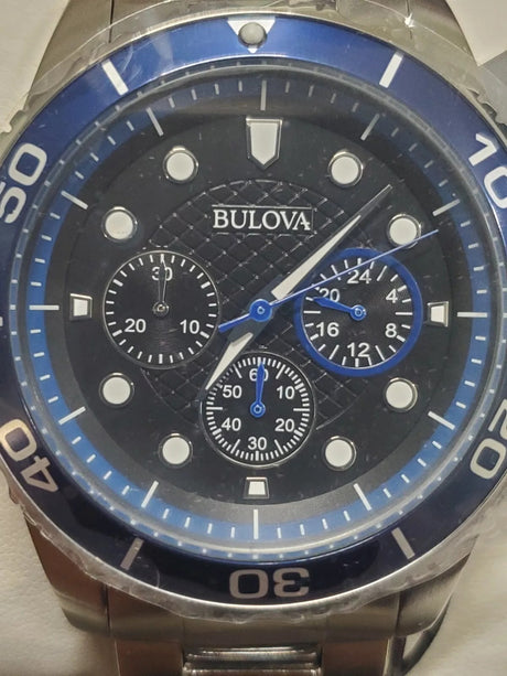 98A212  Reloj Bulova Classic Sport para Hombre