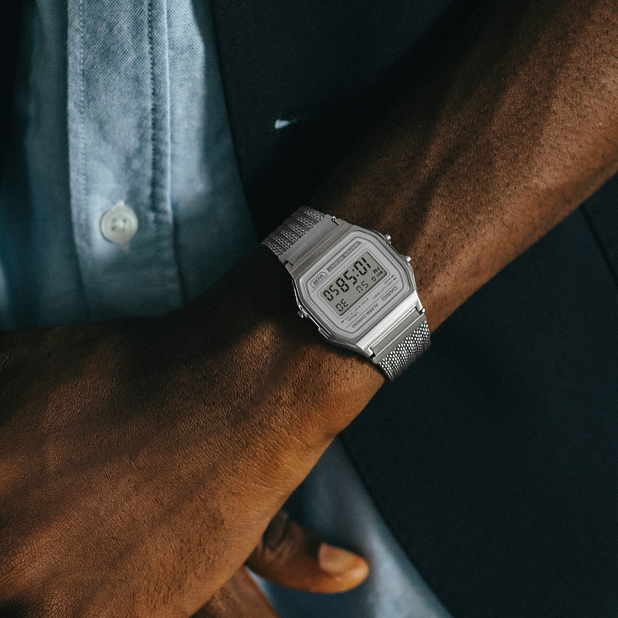 A158WEM Reloj Casio unisex correa mesh