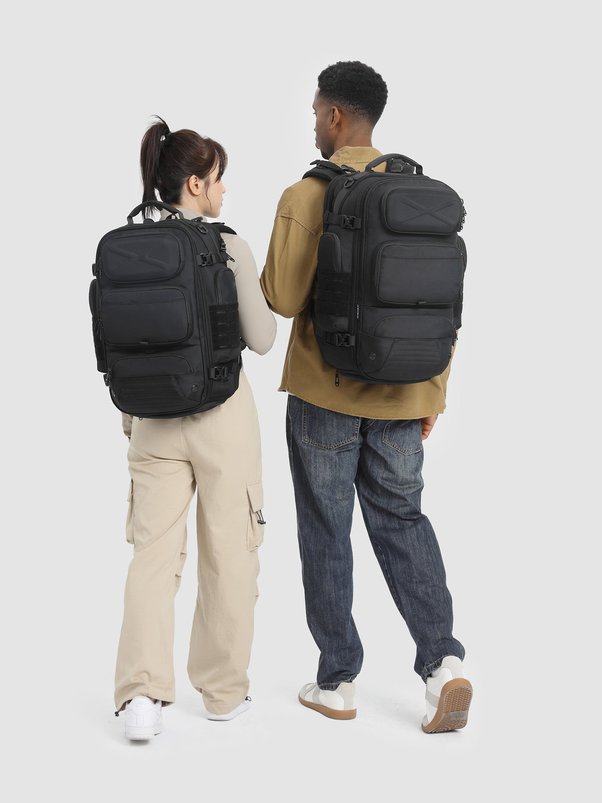 OZUKO 9842S Mochila de Viaje para Laptop – Puerto USB, Resistente al Agua