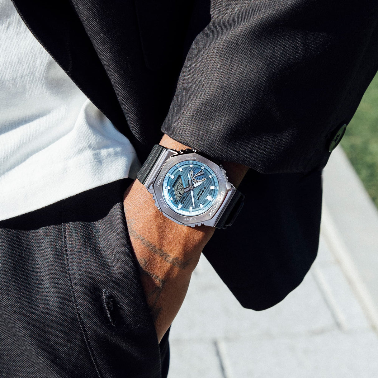 GBM-2100 Reloj G-Shock de caballero pulsera de resina doble hora