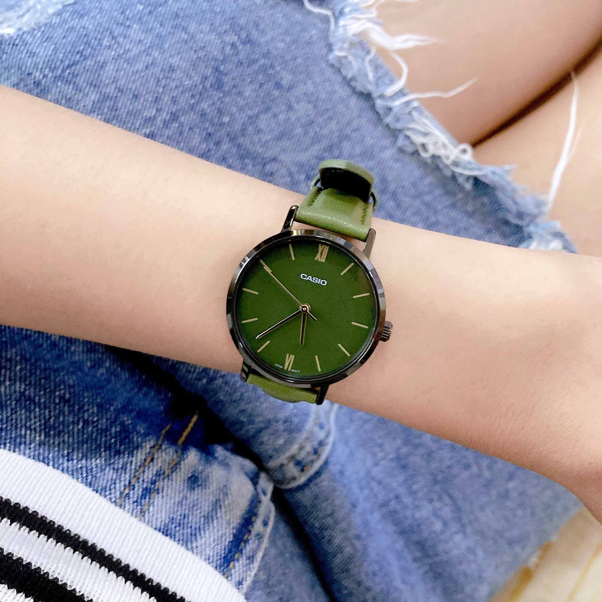 LTP-VT02 Reloj Casio para Mujer Pulsera de Piel Análogo
