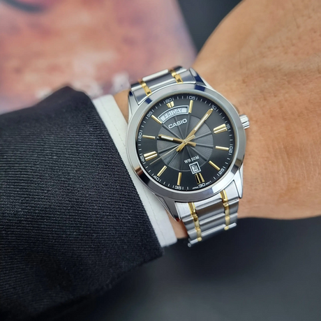 MTP-1381G Reloj Casio de hombre pulsera de metal
