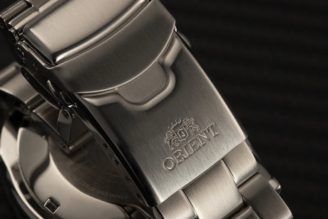 RA-AC0K01B Reloj Orient Sport de caballero pulsera de metal