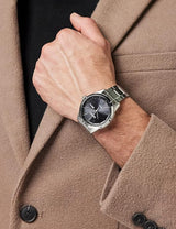 SNE527P1 Reloj Seiko Solar de hombre pulsera de metal